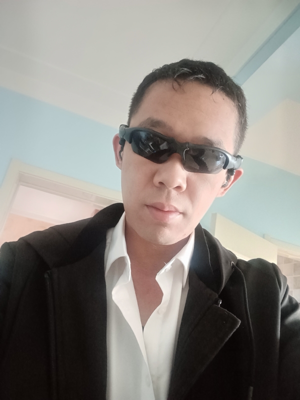 血公爵的第二张照片--包头王婆说媒